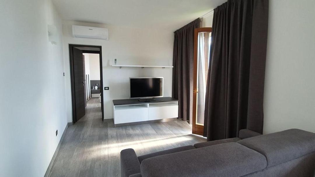Apartment Panorama Gravedona Luaran gambar